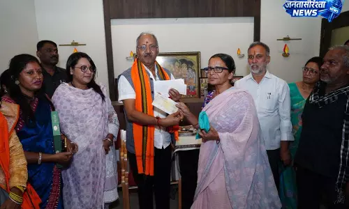 जनसेवा की मिसाल: सांसद बृजमोहन अग्रवाल ने 84 हितग्राहियों को वितरित किए चेक जनसेवा की मिसाल: सांसद बृजमोहन अग्रवाल ने 84 हितग्राहियों को वितरित किए चेक