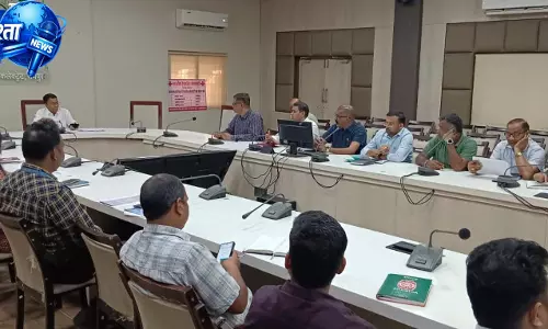 रायपुर में पीएम सूर्य घर योजना की साप्ताहिक समीक्षा रायपुर में पीएम सूर्य घर योजना की साप्ताहिक समीक्षा