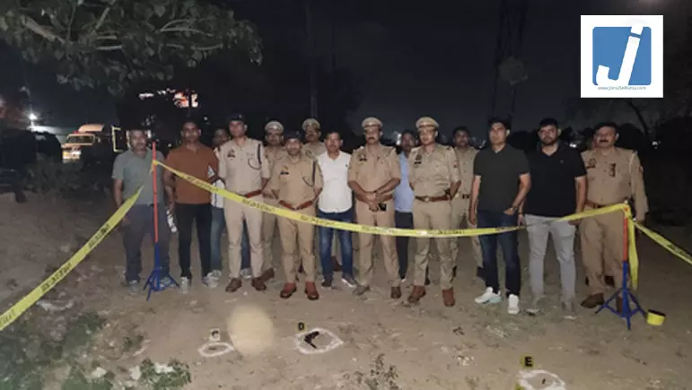 दो लुटेरों को पुलिस ने मुठभेड़ के बाद गिरफ्तार किया, फाइनेंस कर्मियों से की थी दिनदहाड़े लूट दो लुटेरों को पुलिस ने मुठभेड़ के बाद गिरफ्तार किया, फाइनेंस कर्मियों से की थी दिनदहाड़े लूट