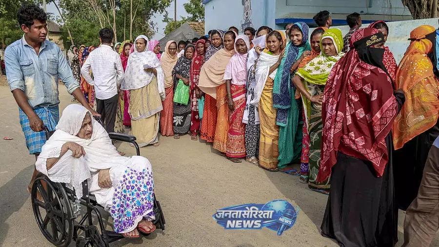 West Bengal: विधानसभा चुनाव के पहले चरण में रिकॉर्ड 92.88% मतदान West Bengal: विधानसभा चुनाव के पहले चरण में रिकॉर्ड 92.88% मतदान