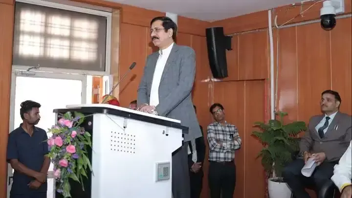 Indore: इंदौर में मध्य प्रदेश आर्बिट्रेशन सेंटर की शुरुआत Indore: इंदौर में मध्य प्रदेश आर्बिट्रेशन सेंटर की शुरुआत