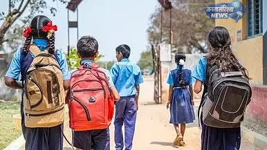 Jabalpur : प्रशासन ने 30 अप्रैल तक 5वीं तक के स्कूलों को बंद कर दिया है Jabalpur : प्रशासन ने 30 अप्रैल तक 5वीं तक के स्कूलों को बंद कर दिया है