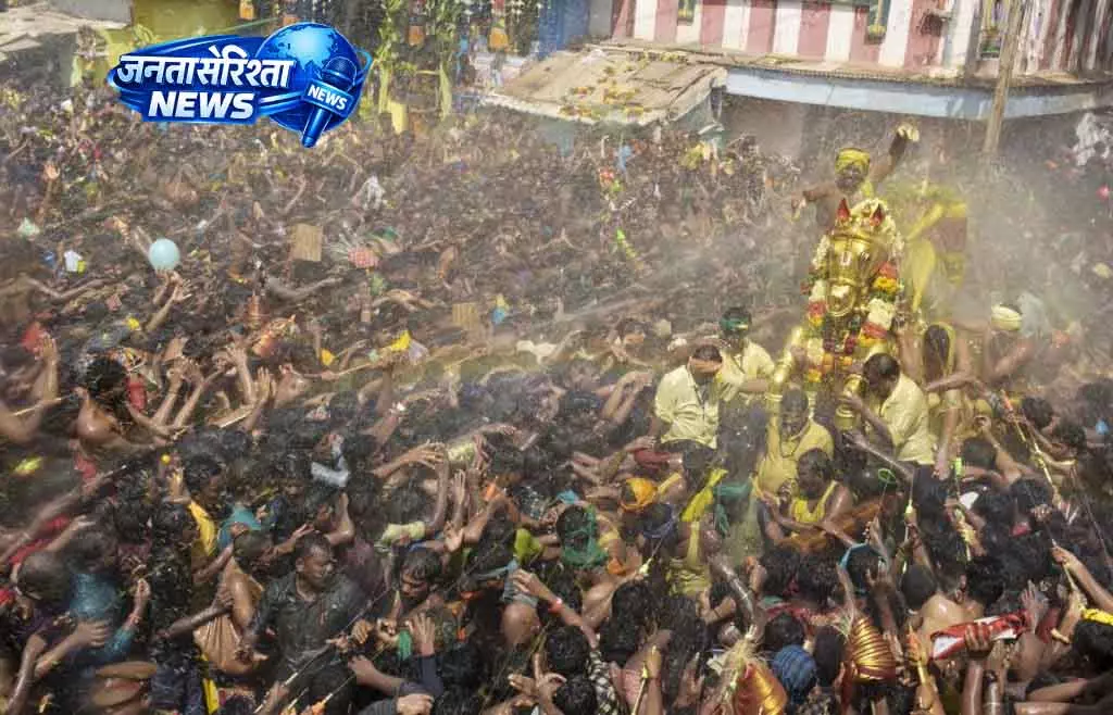 मदुरै कल्लाझगर उत्सव के लिए वैगई बांध से पानी छोड़ा गया मदुरै कल्लाझगर उत्सव के लिए वैगई बांध से पानी छोड़ा गया