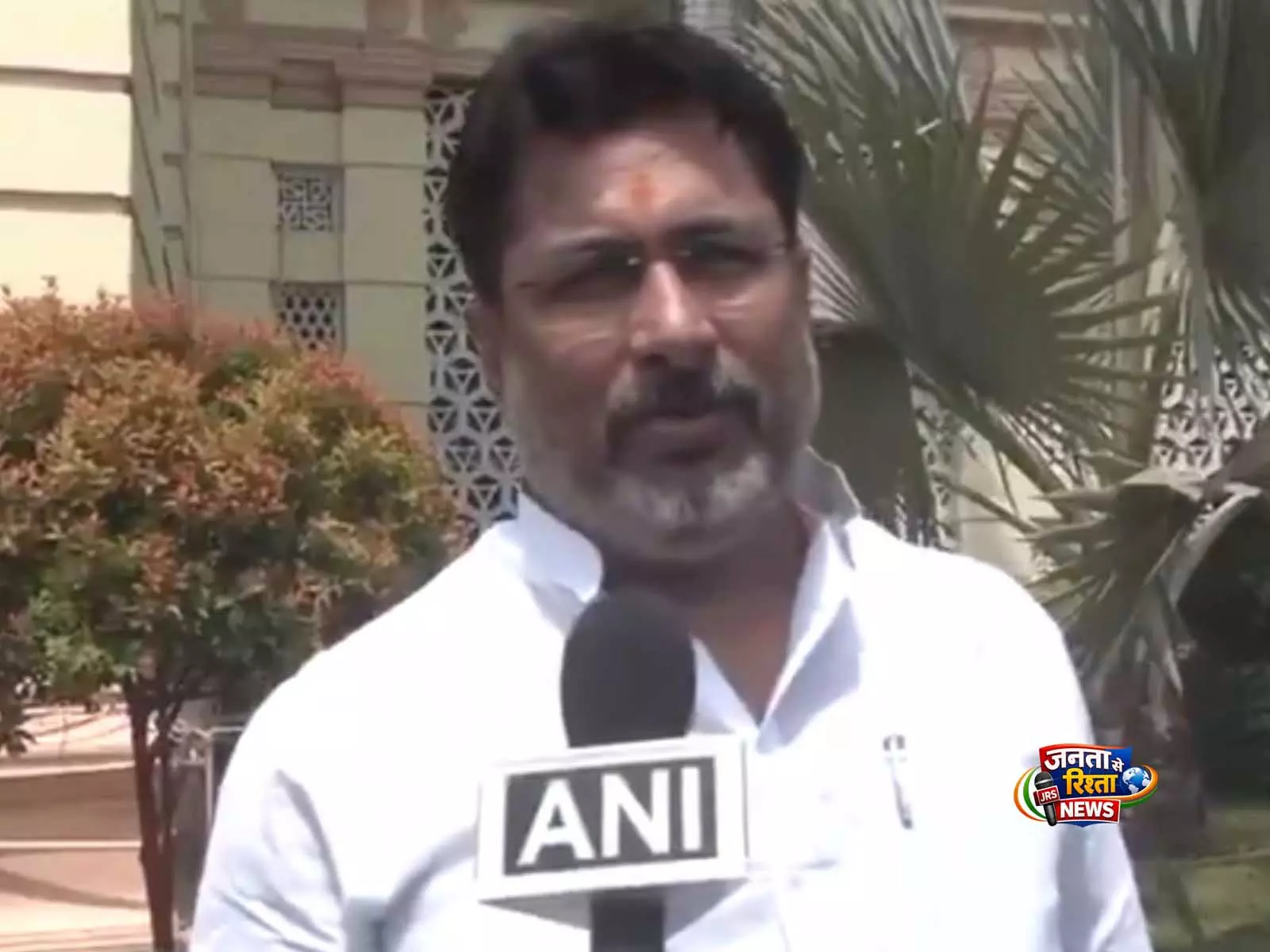 बिहार विधानसभा के फ्लोर टेस्ट से पहले LJP RV के राजू तिवारी ने अपनी ताकत का किया दावा बिहार विधानसभा के फ्लोर टेस्ट से पहले LJP RV के राजू तिवारी ने अपनी ताकत का किया दावा