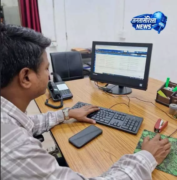ई-ऑफिस से फाइल ट्रैकिंग आसान, काम में तेजी और जवाबदेही सुनिश्चित ई-ऑफिस से फाइल ट्रैकिंग आसान, काम में तेजी और जवाबदेही सुनिश्चित