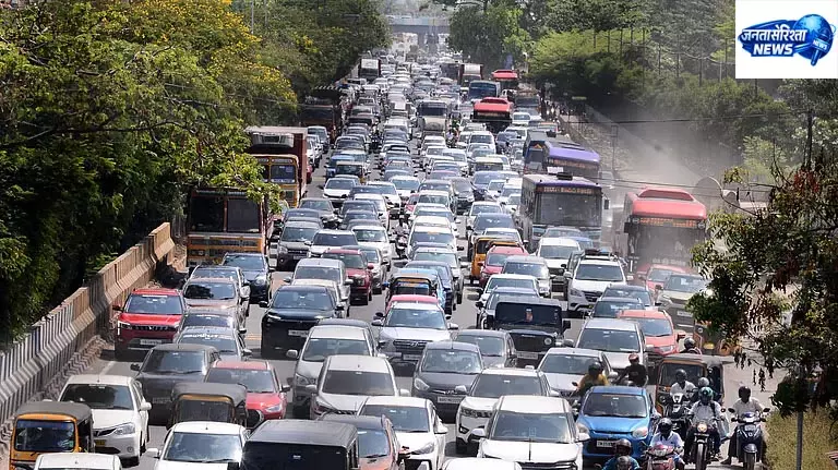 Chennai में जाम की वजह से घर जा रहे वोटर्स परेशान, यात्री फंसे Chennai में जाम की वजह से घर जा रहे वोटर्स परेशान, यात्री फंसे