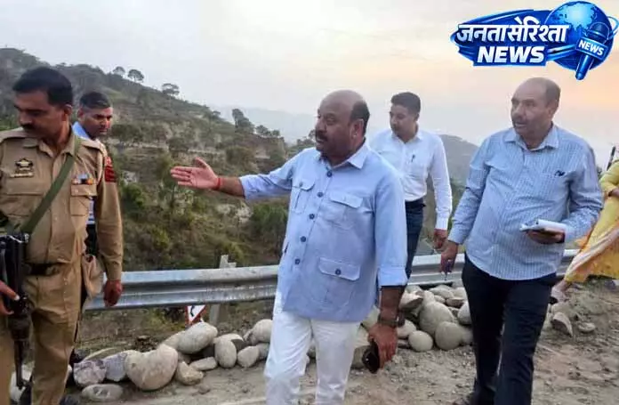 Deputy CM ने रामनगर दुर्घटना स्थल की सुरक्षा व्यवस्था की मांग की Deputy CM ने रामनगर दुर्घटना स्थल की सुरक्षा व्यवस्था की मांग की