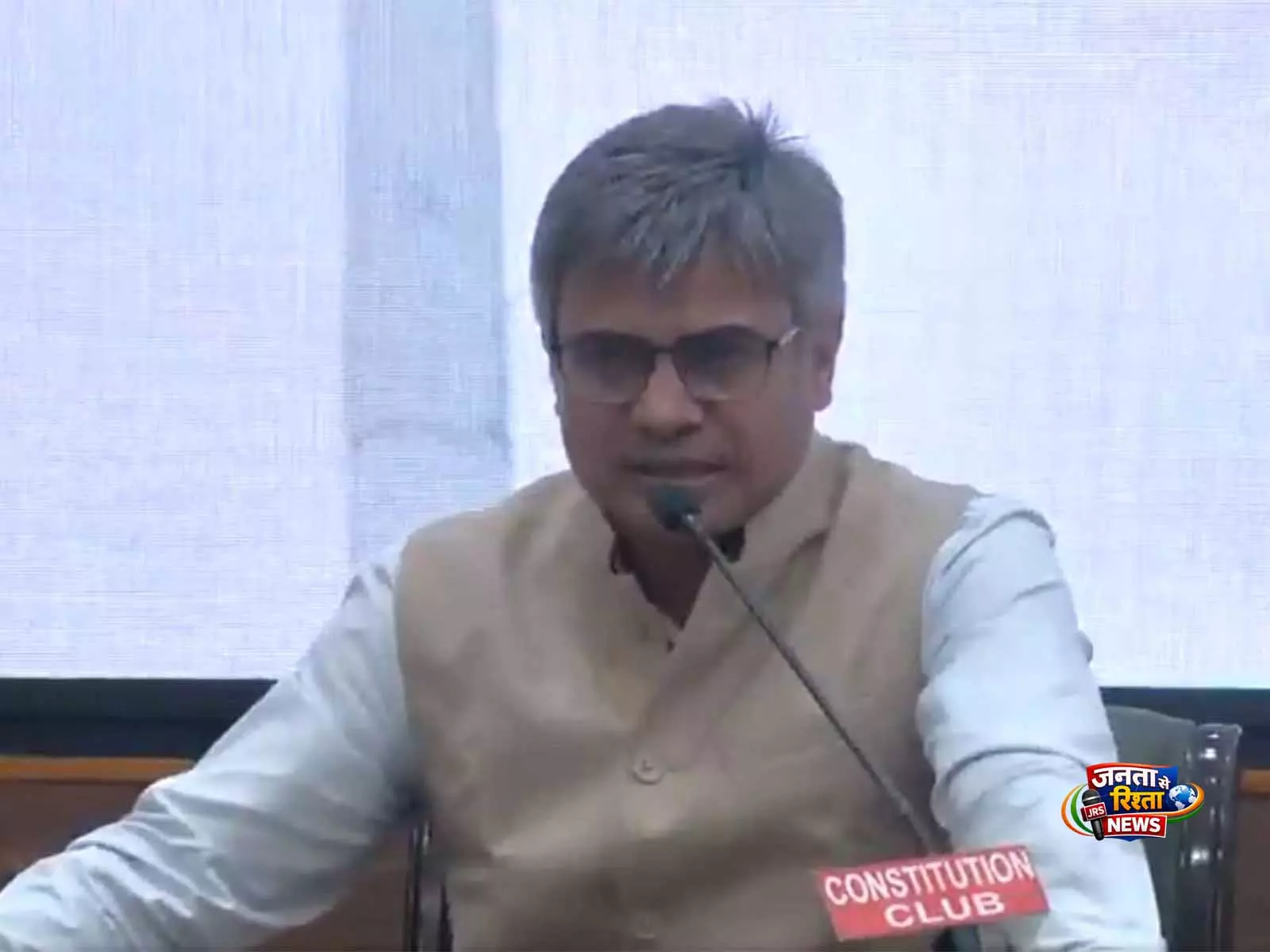 AAP में अपने सभी पद छोड़ रहा हूं: राज्यसभा सांसद संदीप पाठक ने BJP में शामिल होने के फैसले की घोषणा की AAP में अपने सभी पद छोड़ रहा हूं: राज्यसभा सांसद संदीप पाठक ने BJP में शामिल होने के फैसले की घोषणा की