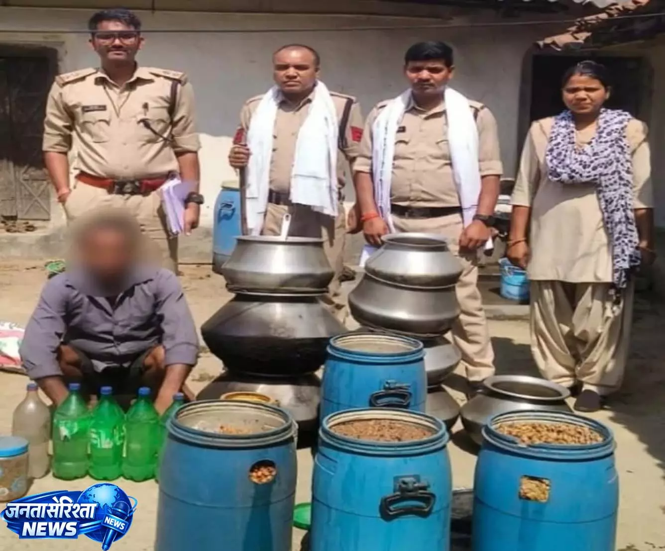 अवैध शराब पर बड़ी कार्रवाई, 9.5 लीटर महुआ शराब और 190 किलो लहान जब्त अवैध शराब पर बड़ी कार्रवाई, 9.5 लीटर महुआ शराब और 190 किलो लहान जब्त