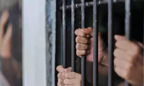 गुरुग्राम में जबरन वसूली के आरोपी को Delhi पुलिस ने पकड़ा