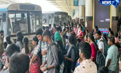 Hyderabad: TSRTC हड़ताल खत्म, तेलंगाना में 100% बस सेवाएं फिर से शुरू Hyderabad: TSRTC हड़ताल खत्म, तेलंगाना में 100% बस सेवाएं फिर से शुरू