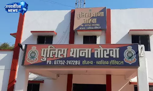 कुलसचिव पर हमला, सरेआम फार्च्यूनर सवार ने गुंडई की कुलसचिव पर हमला, सरेआम फार्च्यूनर सवार ने गुंडई की