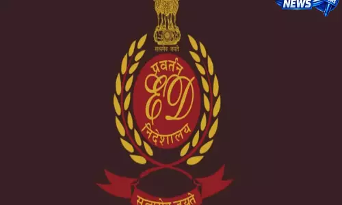 West Bengal PDS scam: ED ने कोलकाता और बर्दवान में छापेमारी की West Bengal PDS scam: ED ने कोलकाता और बर्दवान में छापेमारी की