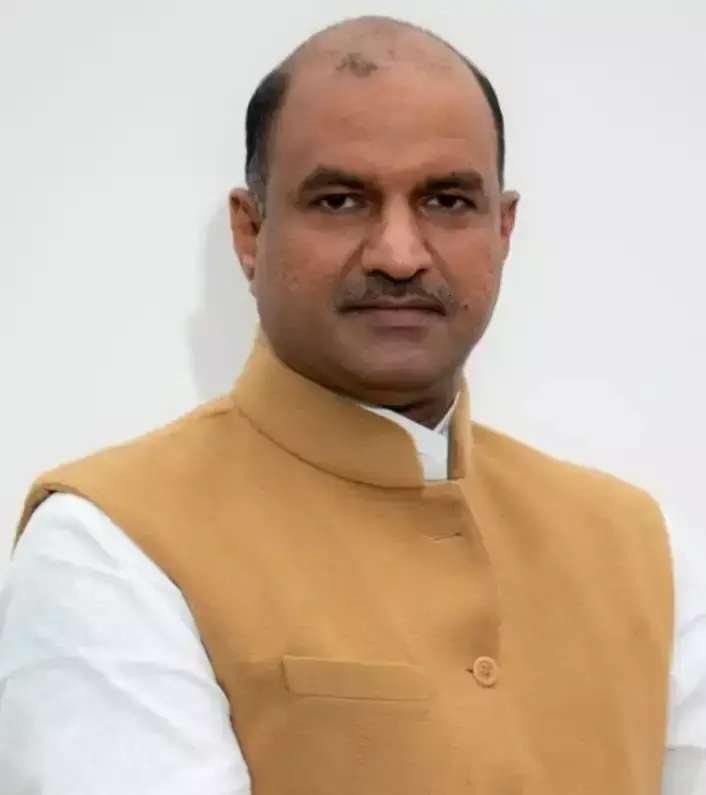 Chittorgarh: चित्तौड़गढ़-कोटा रूट पर दोहरीकरण की दिशा में कदम Chittorgarh: चित्तौड़गढ़-कोटा रूट पर दोहरीकरण की दिशा में कदम