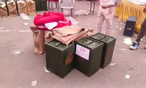 Jaipur: हाईकोर्ट व सेशन कोर्ट सहित 4 बूथों पर री-पोलिंग Jaipur: हाईकोर्ट व सेशन कोर्ट सहित 4 बूथों पर री-पोलिंग