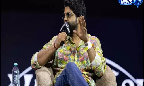 वाराणसी! CCXP मेक्सिको में SS राजामौली की फ़िल्म प्रेज़ेंटेशन को ठंडा रिस्पॉन्स, फ़ैन्स ने नस्लवाद का लगाया आरोप वाराणसी! CCXP मेक्सिको में SS राजामौली की फ़िल्म प्रेज़ेंटेशन को ठंडा रिस्पॉन्स, फ़ैन्स ने नस्लवाद का लगाया आरोप