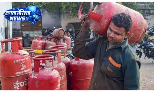 Kangra: गैस संकट ने होटल और होमस्टे व्यवसायियों की चिंता बढ़ाई Kangra: गैस संकट ने होटल और होमस्टे व्यवसायियों की चिंता बढ़ाई