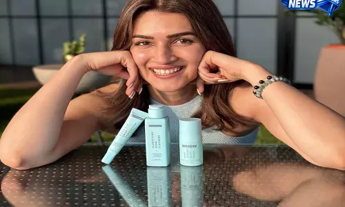 Kriti Sanon ने हाइफ़न छोड़ा? स्किनकेयर ब्रांड ने कन्फर्म किया, वह अब CCO के तौर पर काम नहीं करेंगी Kriti Sanon ने हाइफ़न छोड़ा? स्किनकेयर ब्रांड ने कन्फर्म किया, वह अब CCO के तौर पर काम नहीं करेंगी