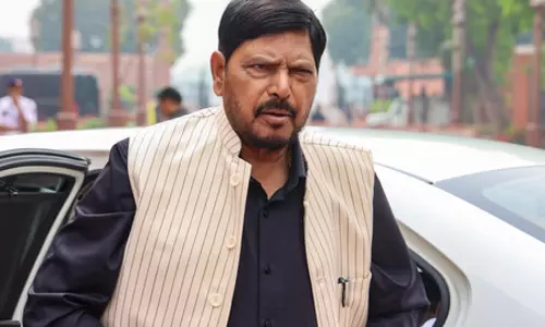 रामदास आठवले की पार्टी करेगी यूपी चुनाव में एंट्री, भाजपा से 25 सीटों की मांग, नहीं तो अकेले चुनाव लड़ने की तैयारी