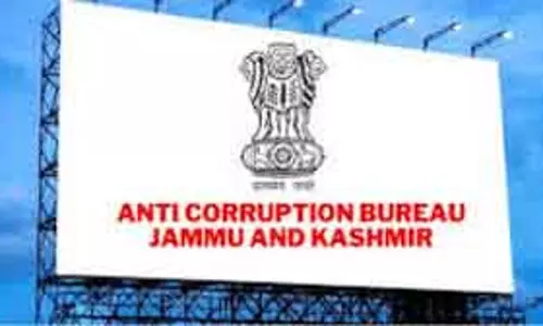 एसीबी ने Jammu में बड़े ज़मीन घोटाले का पर्दाफ़ाश किया एसीबी ने Jammu में बड़े ज़मीन घोटाले का पर्दाफ़ाश किया