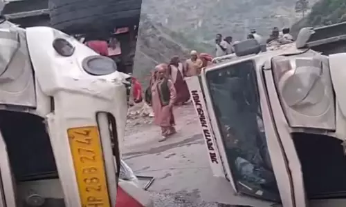 Shimla: सड़क हादसे में 23 घायल, बोलेरो दुर्घटनाग्रस्त