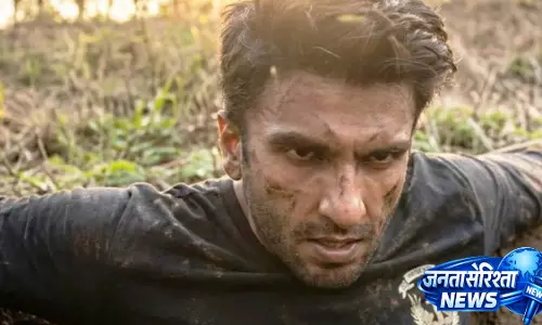 Dhurandhar: The Revenge ने छठे वीकेंड में भी अपनी पकड़ मजबूत की, रणवीर सिंह ने ₹965 करोड़ के करीब कमाई Dhurandhar: The Revenge ने छठे वीकेंड में भी अपनी पकड़ मजबूत की, रणवीर सिंह ने ₹965 करोड़ के करीब कमाई