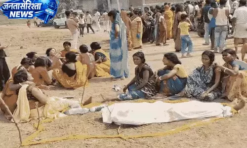 भोज में गया 15 वर्षीय बच्चा लापता, सुबह जंगल में मिला गला रेता शव