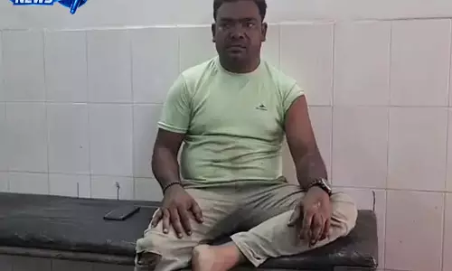 पुरानी रंजिश में युवक पर 8 राउंड गोलियां, पैर को छूकर निकली गोली पुरानी रंजिश में युवक पर 8 राउंड गोलियां, पैर को छूकर निकली गोली