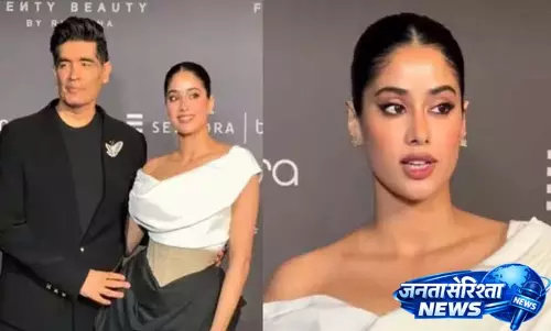Janhvi Kapoor ने ग्लैमरस फैशन इवेंट में माइक्रो मिनी में जलवा बिखेरा