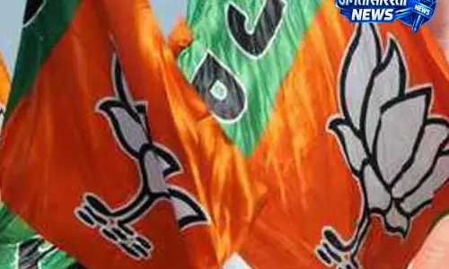 महिला सशक्तिकरण पर विवाद, BJP ने कांग्रेस पर उठाया आरोप महिला सशक्तिकरण पर विवाद, BJP ने कांग्रेस पर उठाया आरोप