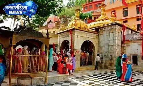 Una में ट्रस्ट वाहन हटाने के लिए पुलिस का इस्तेमाल Una में ट्रस्ट वाहन हटाने के लिए पुलिस का इस्तेमाल