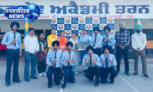 8 मेडल जीतकर Tarn Taran स्कूल ने किकबॉक्सिंग में नाम रोशन किया 8 मेडल जीतकर Tarn Taran स्कूल ने किकबॉक्सिंग में नाम रोशन किया