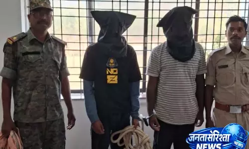 Gumla: बुजुर्ग की हत्या के मामले में दो गिरफ्तार, जेल भेजा गया Gumla: बुजुर्ग की हत्या के मामले में दो गिरफ्तार, जेल भेजा गया