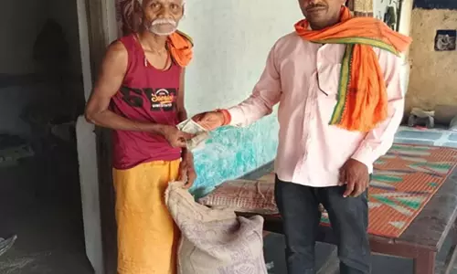 मुख्यमंत्री की तत्परता से गरियाबंद के वृद्ध हितग्राही को मिली राहत, पेंशन और राशन बहाल मुख्यमंत्री की तत्परता से गरियाबंद के वृद्ध हितग्राही को मिली राहत, पेंशन और राशन बहाल