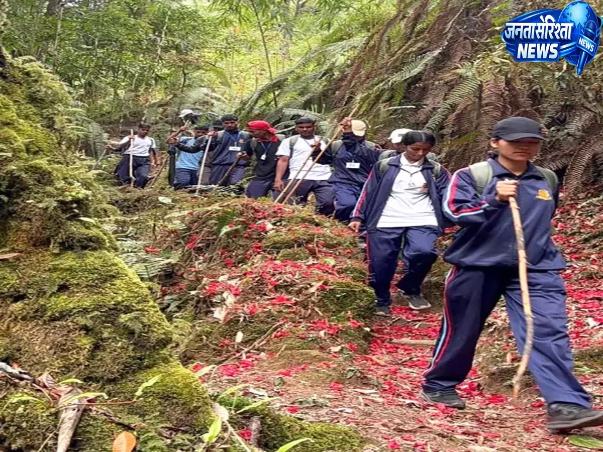 Tawang: एनसीसी कैडेट्स ने थेम्बांग बेलीज़ ट्रेक में हिस्सा लिया Tawang: एनसीसी कैडेट्स ने थेम्बांग बेलीज़ ट्रेक में हिस्सा लिया