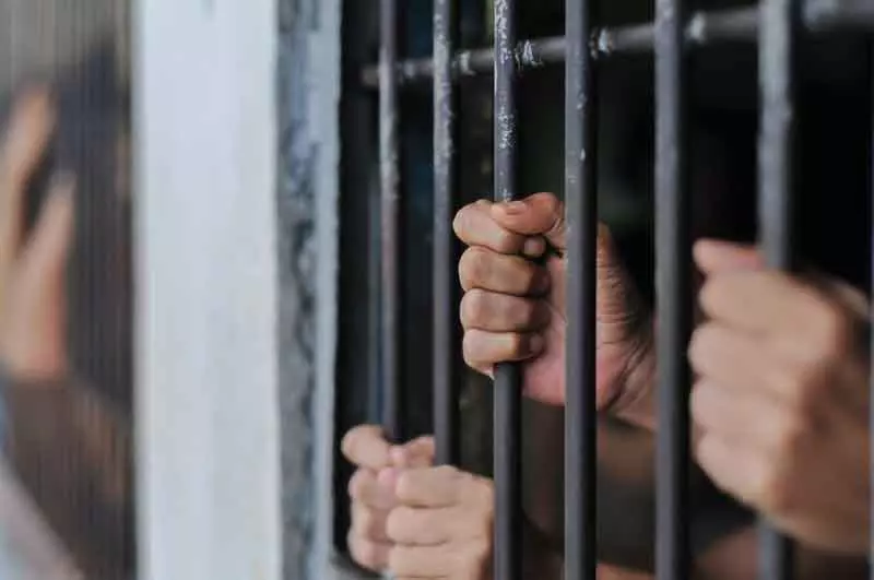 गुरुग्राम में जबरन वसूली के आरोपी को Delhi पुलिस ने पकड़ा गुरुग्राम में जबरन वसूली के आरोपी को Delhi पुलिस ने पकड़ा
