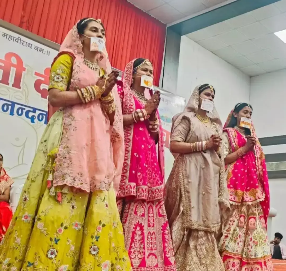Udaipur: कृति मेहता ने अपनाया आध्यात्मिक मार्ग Udaipur: कृति मेहता ने अपनाया आध्यात्मिक मार्ग