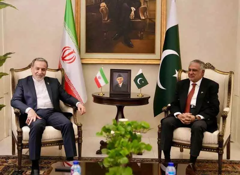 Iran-Israel युद्ध LIVE: ट्रंप के दूत इस्लामाबाद, ईरान ने सीधी बातचीत से इनकार किया Iran-Israel युद्ध LIVE: ट्रंप के दूत इस्लामाबाद, ईरान ने सीधी बातचीत से इनकार किया