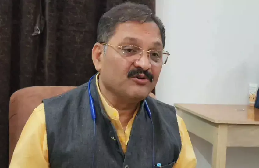 विदेशी फंडिंग में कांग्रेसियों का भी हाथ : MP संतोष पांडेय विदेशी फंडिंग में कांग्रेसियों का भी हाथ : MP संतोष पांडेय