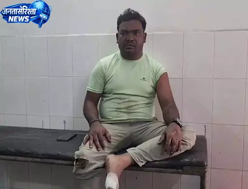 पुरानी रंजिश में युवक पर 8 राउंड गोलियां, पैर को छूकर निकली गोली पुरानी रंजिश में युवक पर 8 राउंड गोलियां, पैर को छूकर निकली गोली