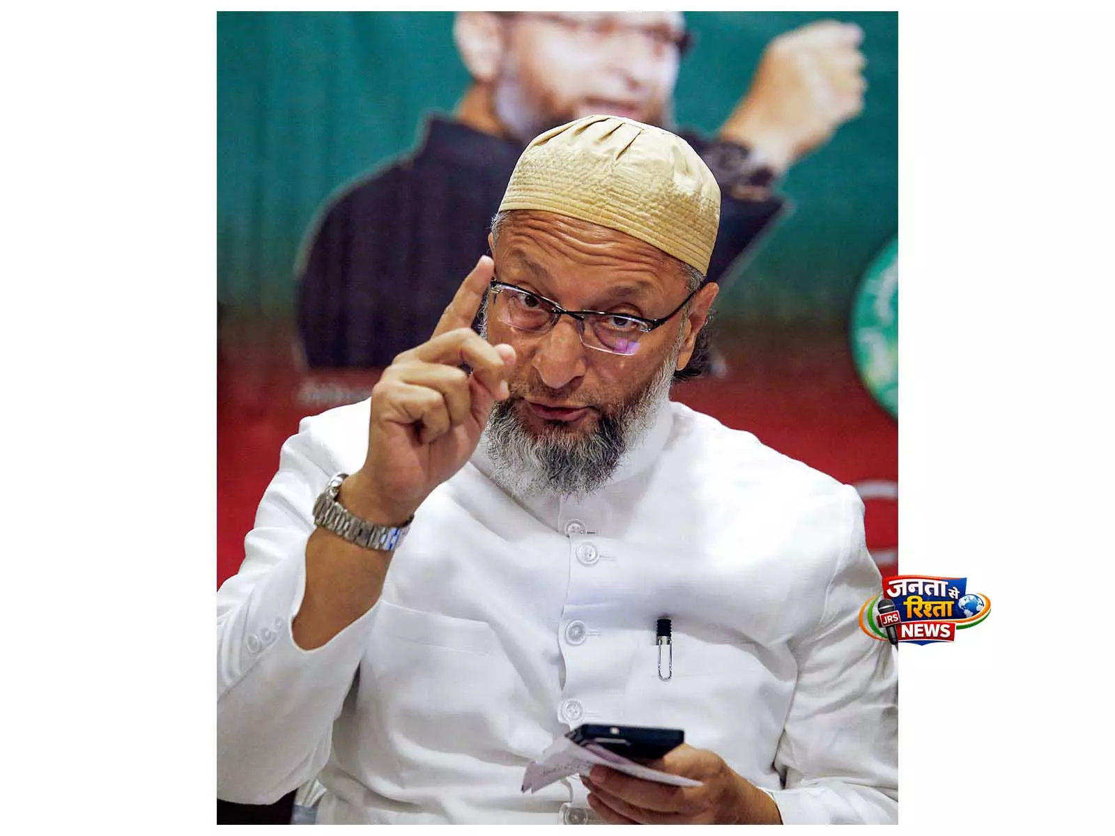 ओवैसी ने बॉम्बे HC के मालेगांव धमाका फ़ैसले पर निशाना साधा ओवैसी ने बॉम्बे HC के मालेगांव धमाका फ़ैसले पर निशाना साधा