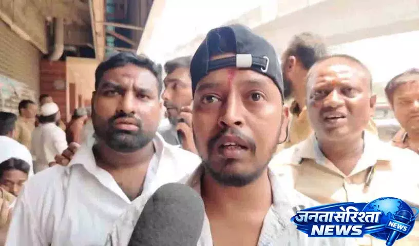 राहुल गांधी जैसे लोग सिर्फ ऑटो में बैठकर दिखावा करते हैं: Auto driver राहुल गांधी जैसे लोग सिर्फ ऑटो में बैठकर दिखावा करते हैं: Auto driver