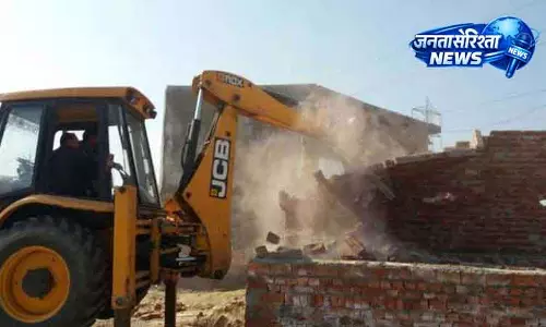 Gurugram में बुलडोजर अलर्ट, HSVP सेक्टर 14, 15, 17 में अतिक्रमण गिराएगा Gurugram में बुलडोजर अलर्ट, HSVP सेक्टर 14, 15, 17 में अतिक्रमण गिराएगा