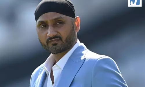 Harbhajan Singh गए बीजेपी में तो सरकार ने छीन ली सिक्योरिटी Harbhajan Singh गए बीजेपी में तो सरकार ने छीन ली सिक्योरिटी