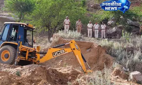 Aravalli में अवैध खनन फिर से, नूह में अधिकारियों ने शुरू की कार्रवाई Aravalli में अवैध खनन फिर से, नूह में अधिकारियों ने शुरू की कार्रवाई
