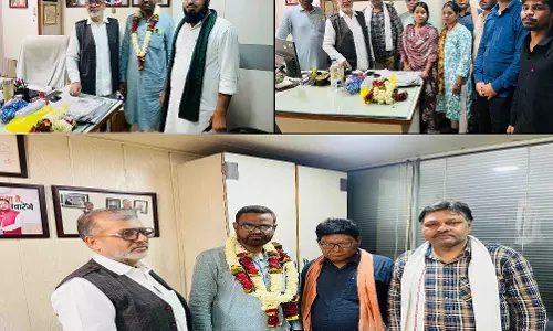जनता से रिश्ता के पत्रकार ज़ाकिर घुरसेना हज यात्रा के लिए रवाना जनता से रिश्ता के पत्रकार ज़ाकिर घुरसेना हज यात्रा के लिए रवाना