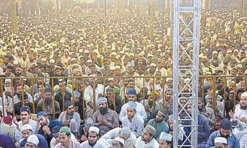 Bareilly: बच्चों की तालीम को लेकर उलेमा का संदेश Bareilly: बच्चों की तालीम को लेकर उलेमा का संदेश