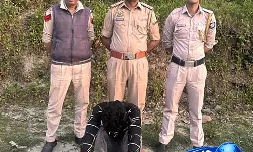 Palampur का शख्स शिमला में बड़ी मात्रा में चरस के साथ गिरफ्तार Palampur का शख्स शिमला में बड़ी मात्रा में चरस के साथ गिरफ्तार