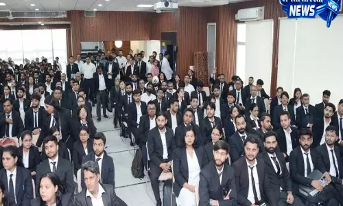 Guwahati High Courts का बड़ा फैसला, चार राज्यों के 41 वकीलों को मिला सीनियर एडवोकेट का दर्जा Guwahati High Courts का बड़ा फैसला, चार राज्यों के 41 वकीलों को मिला सीनियर एडवोकेट का दर्जा