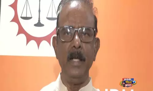 BJP नेता बूरा नरसैया गौड़ ने भवानीपुर घटना को लेकर ममता बनर्जी पर किया कटाक्ष BJP नेता बूरा नरसैया गौड़ ने भवानीपुर घटना को लेकर ममता बनर्जी पर किया कटाक्ष